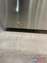 SAMSUNG REFRIGERATOR (RF29DERAA)